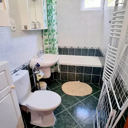 Апартаменты Jokai Sor Ii *